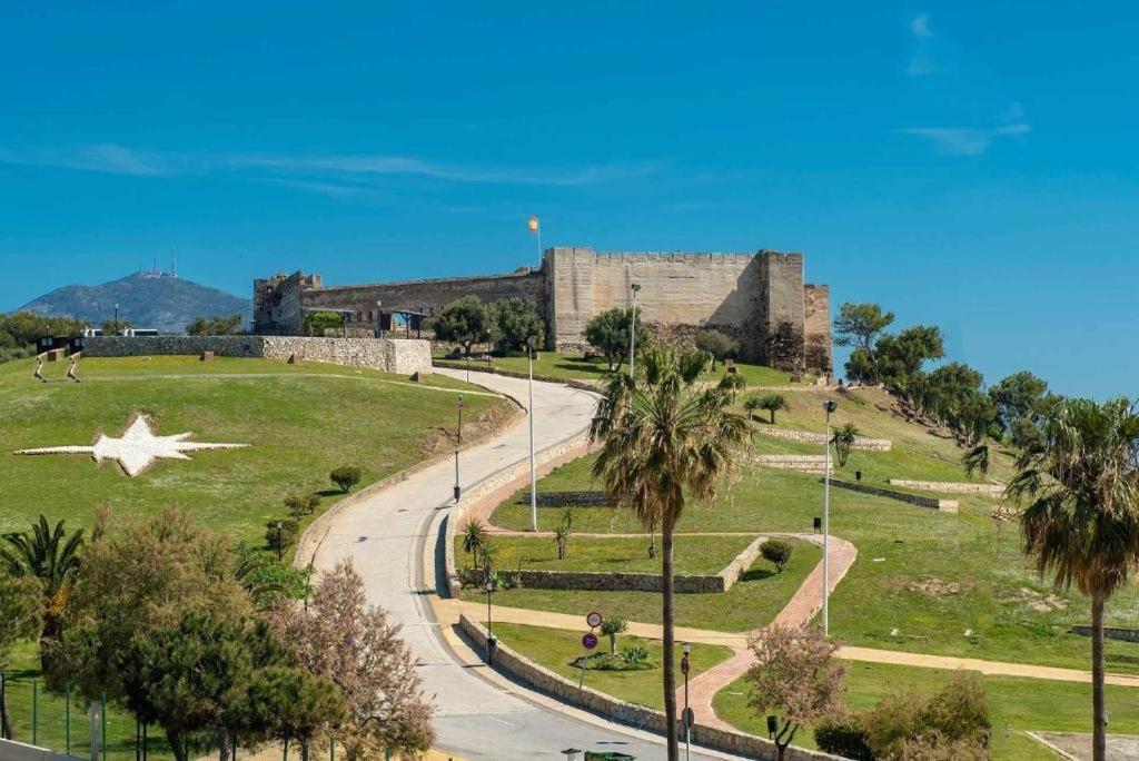 Apto. A 150 Metros De La Playa, Fuengirola Centro Luaran gambar